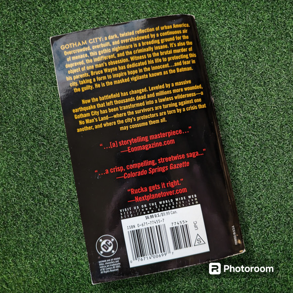 BATMAN NO MAN'S LAND, PAPERBACK, PB, GREG RUCKA, POCKET STAR BOOKS, 1ST, 2001 - Picture 2 of 3